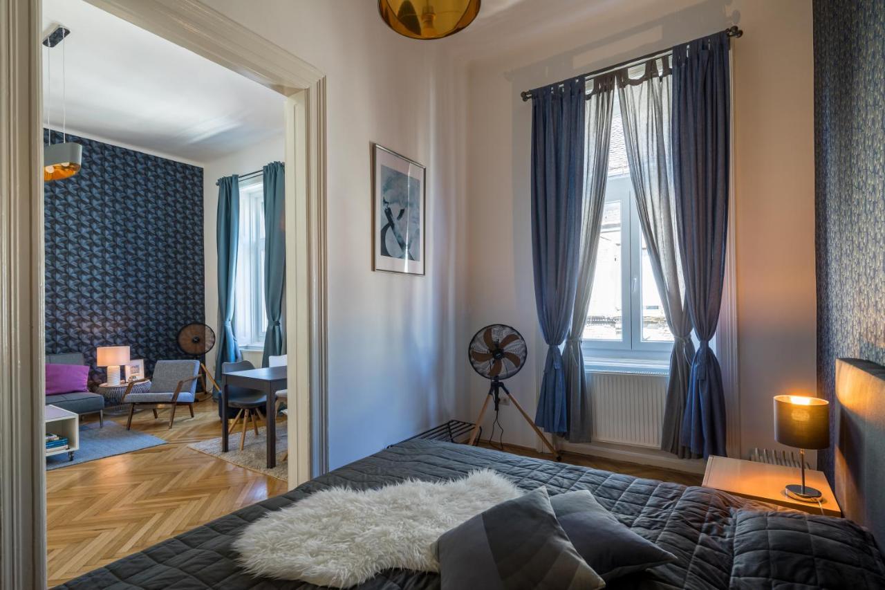 Double Blue Apartment In Budapest Downtown Zewnętrze zdjęcie